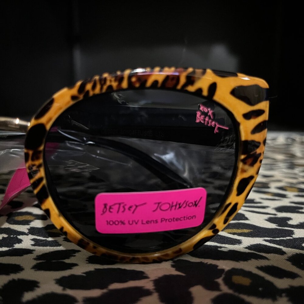 BETSEY JOHNSON Leopard Cateye Sunglasses - Picture 2 of 3